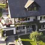Haus Holunder Apartmán Weissbriach