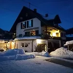 Haus Holunder Apartmán Weissbriach
