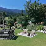 Haus Holunder Weissbriach
