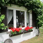 Haus Holunder Weissbriach