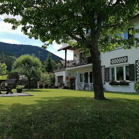 Haus Holunder *