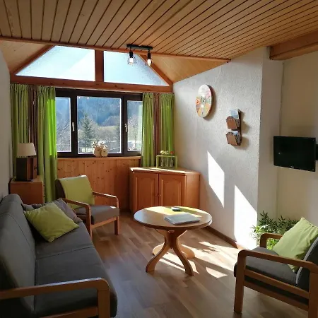 Апартаменты Haus Holunder *