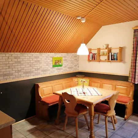 Haus Holunder * Weissbriach