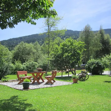 Апартаменты Haus Holunder Вайсбриах